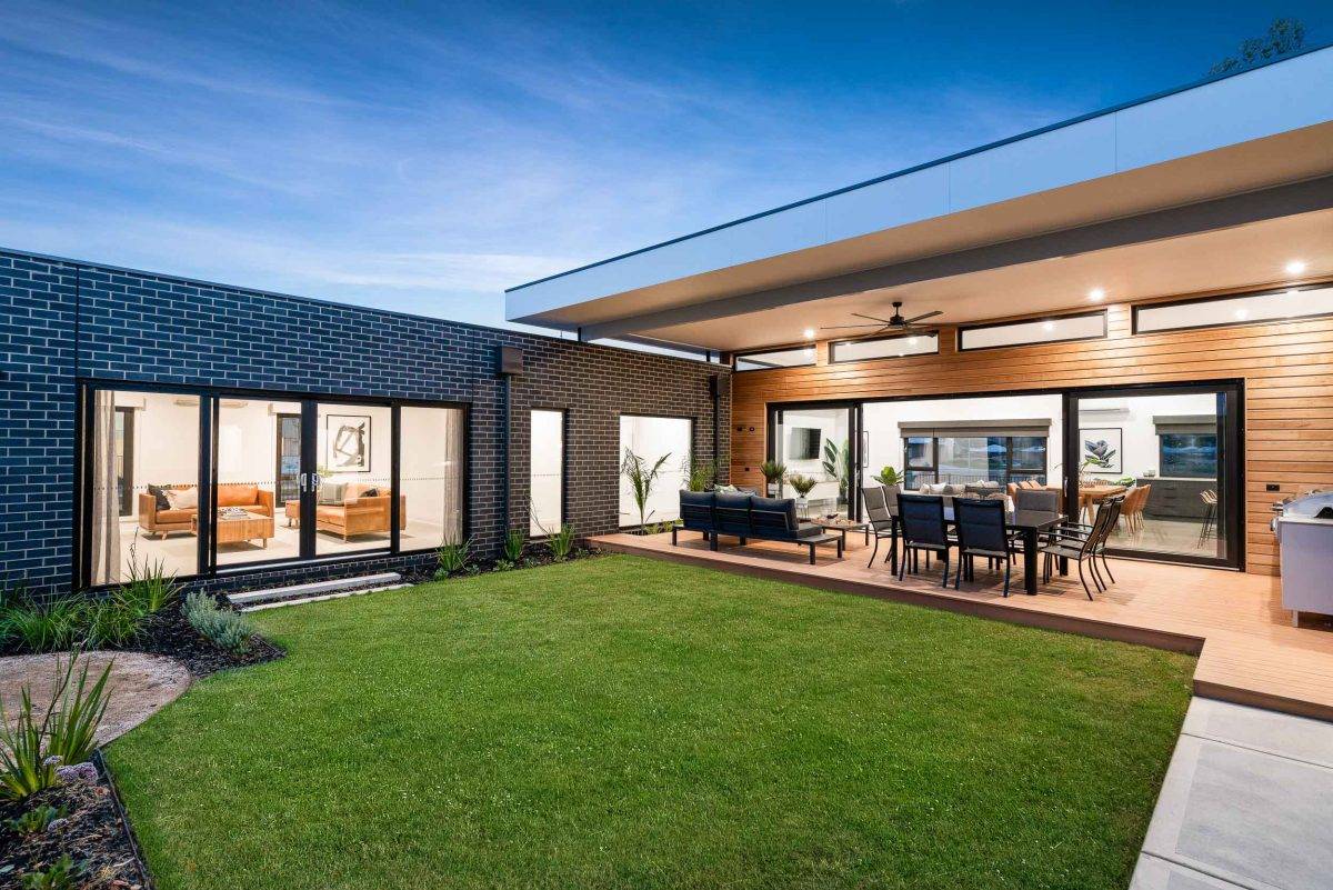 Why Double Glazing Windows in Melbourne Are a Must-Have for Every Home